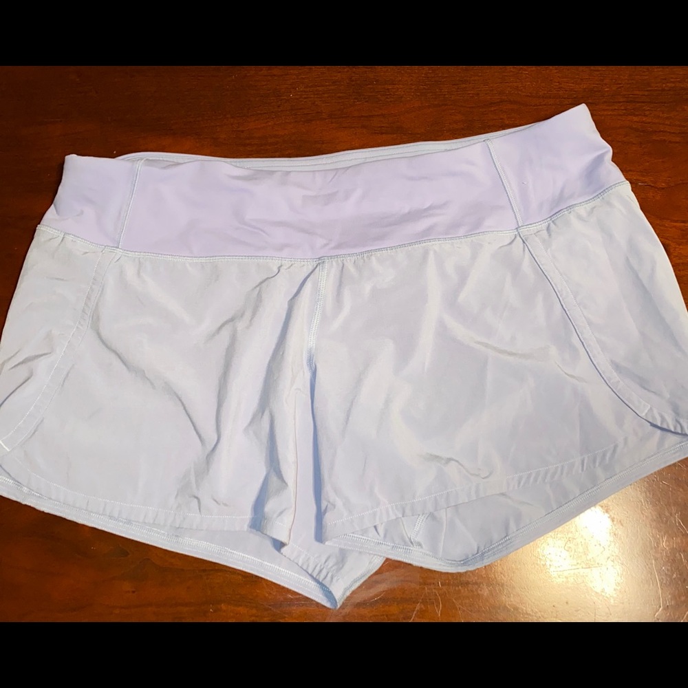 lulu shorts 😇